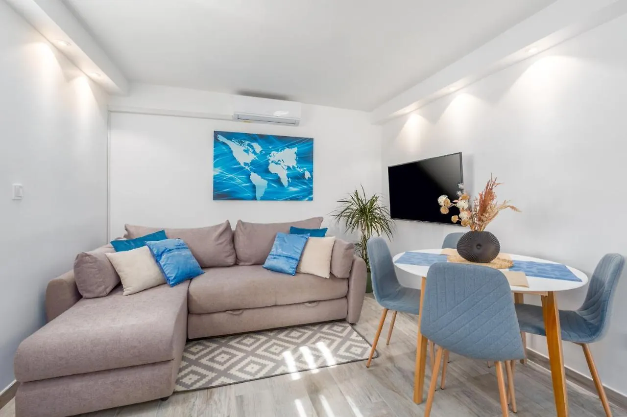 Apartment Amor Pula 0*,