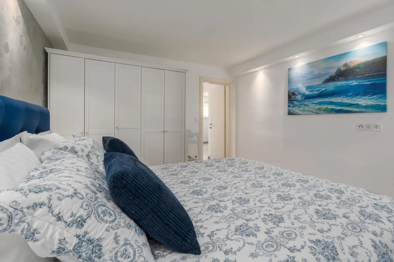 Apartment Amor Pula