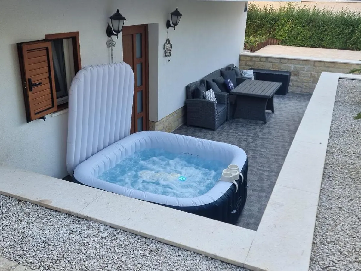 Apartment Amor Pula